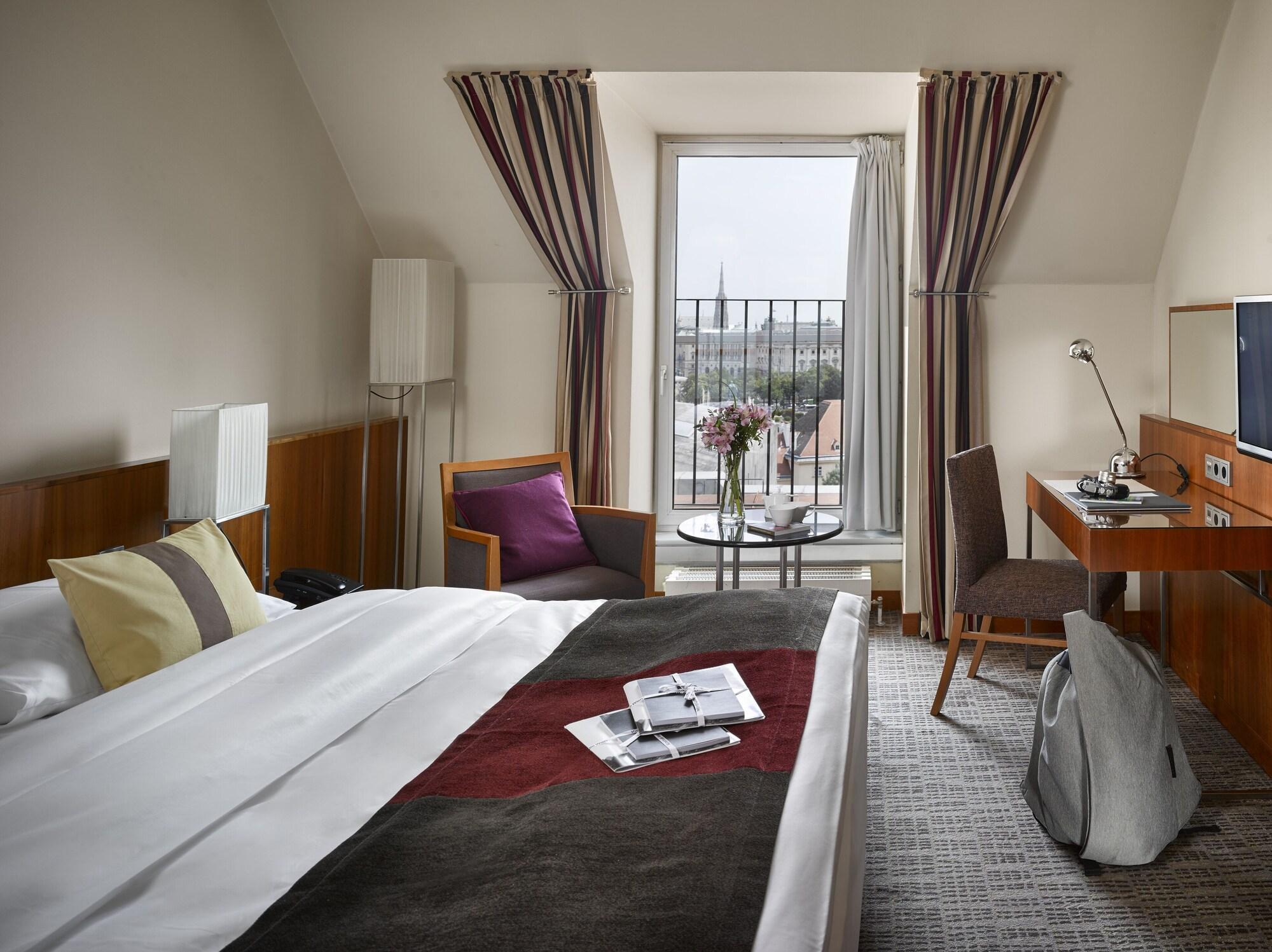 K+K Hotel Maria Theresia Вена Экстерьер фото
